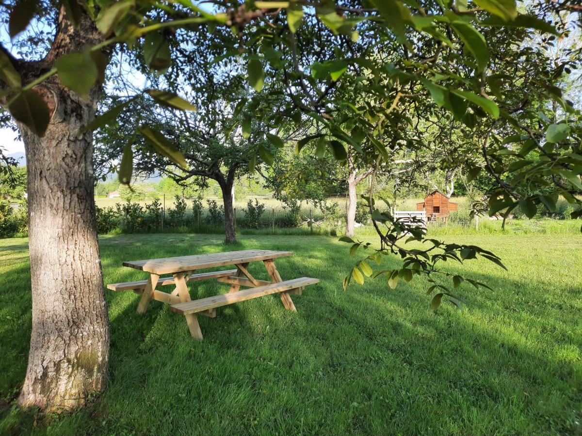Le Jardin De Moulis, Saint Girons, Ariege, Pyrenees, Bed & Breakfast Bagian luar foto